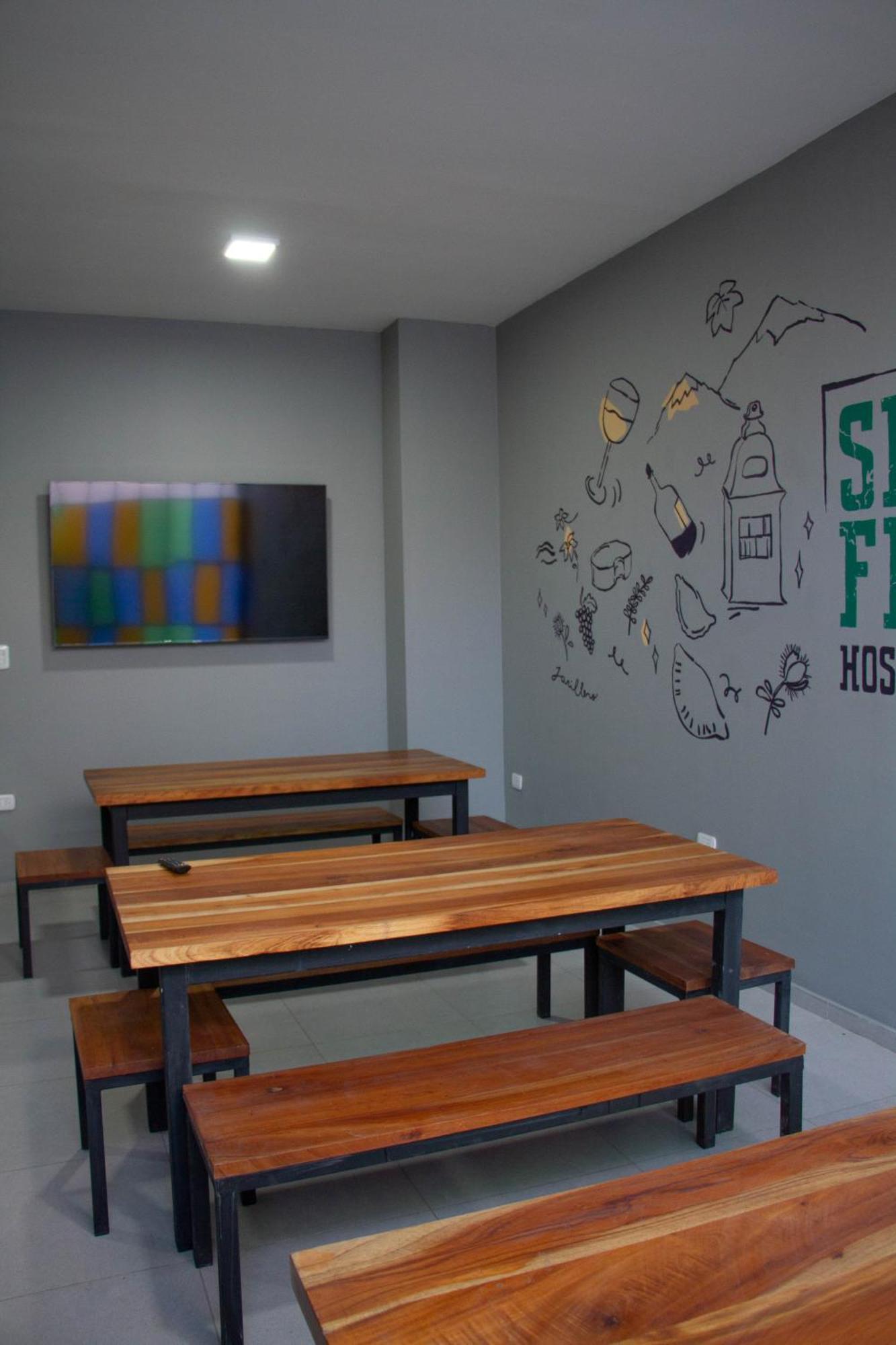 Sin Fin Hostel Mendoza Ngoại thất bức ảnh
